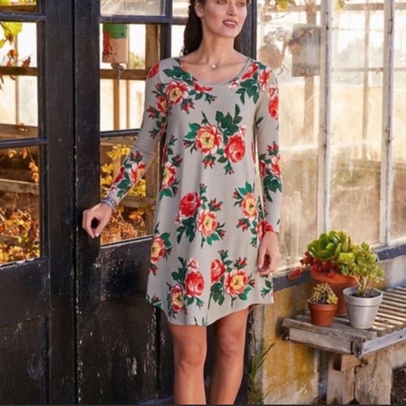 Matilda Jane Gray Floral ‘I’m a Dreamer’‎ Dress - Picture 2 of 10